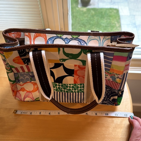 💕✨Gorgeous vintage Y2K coach Hampton patchwork weekend tote bag! 🌸🩵💕🌟 - Picture 14 of 16